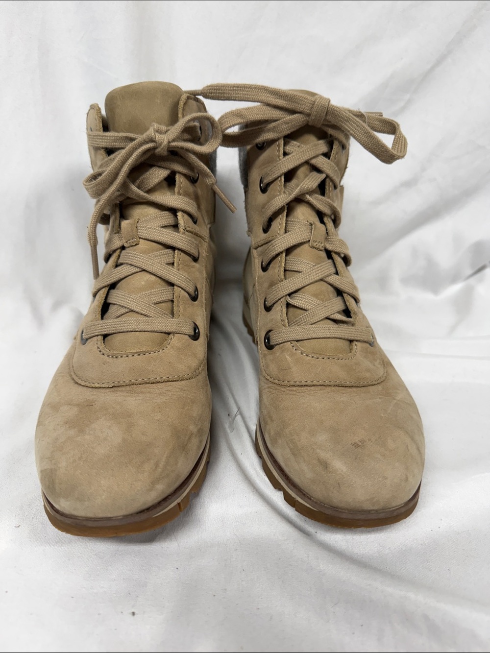 Sorel women’s Suede Lace-Up Boots in Tan